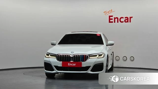 BMW 5 Series (G30) id 4642077 из Кореи 23