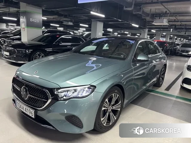 Mercedes-Benz E-Class W214 2025 Синий нефрит из Кореи, фото 3