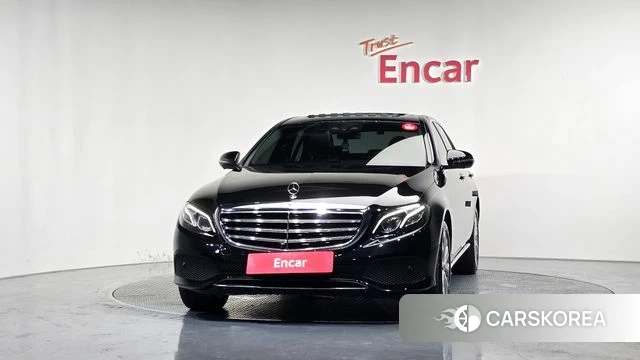 Mercedes-Benz E-Class W213 id 4610425 из Кореи 23
