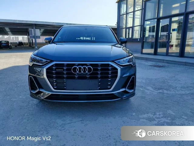 Audi Q3 2022 Темно-серый из Китая, фото 5