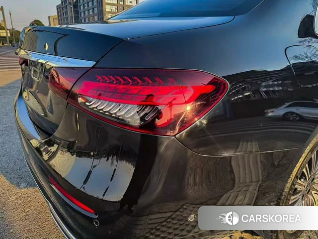 Mercedes-Benz E-class id 4301024 из Китая 14