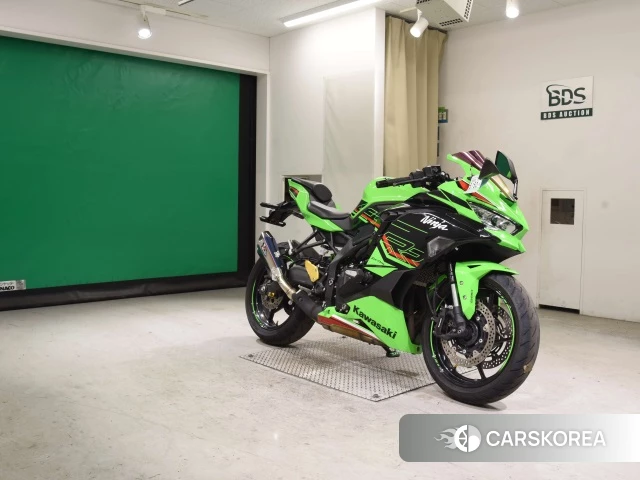 Kawasaki ZX-4RR 2023 из Японии, фото 3