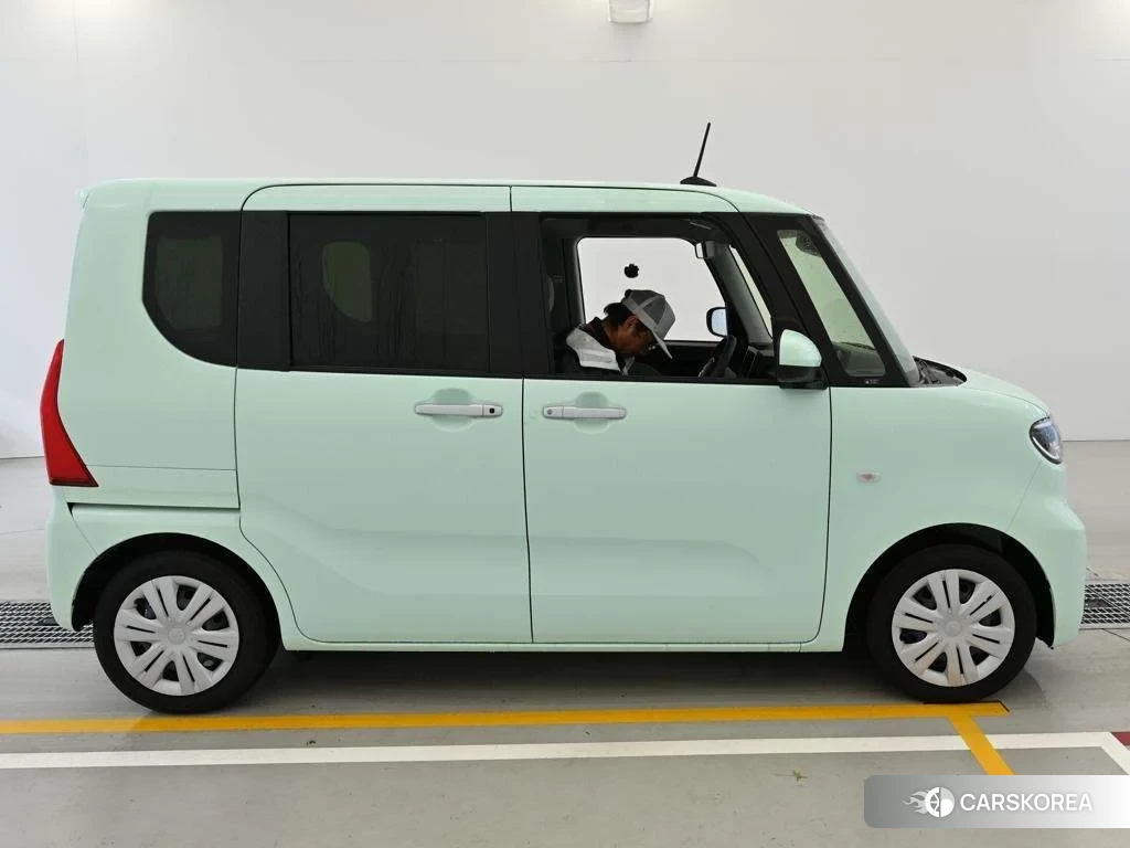 Daihatsu Tanto 2025 из Японии, фото 3