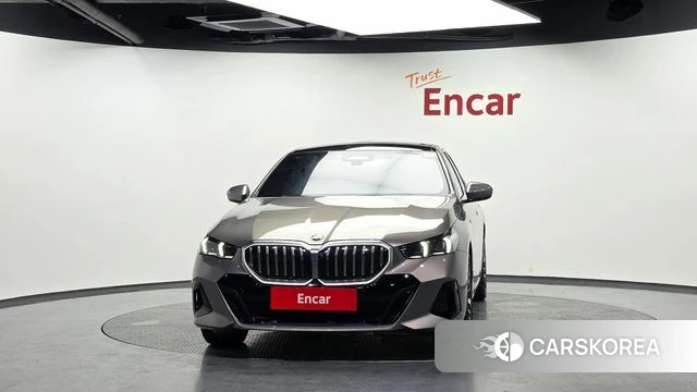 BMW 5 Series (G60) id 4752793 из Кореи 13