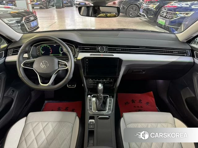 Volkswagen Magotan 2023 Черный из Китая, фото 6