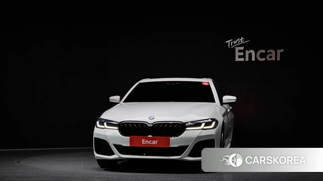 BMW 5 Series (G30) id 3899859 из Кореи 13