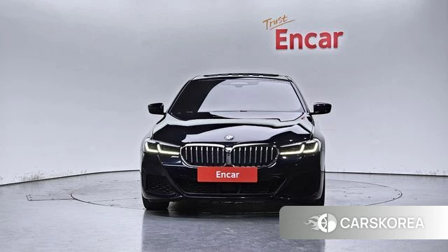BMW 5 Series (G30) id 4495766 из Кореи 13