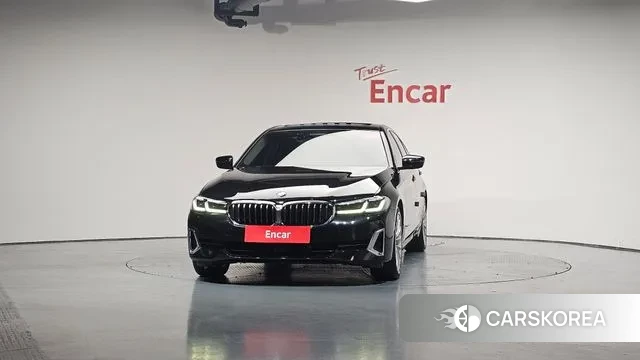 BMW 5 Series (G30) id 3401840 из Кореи 13