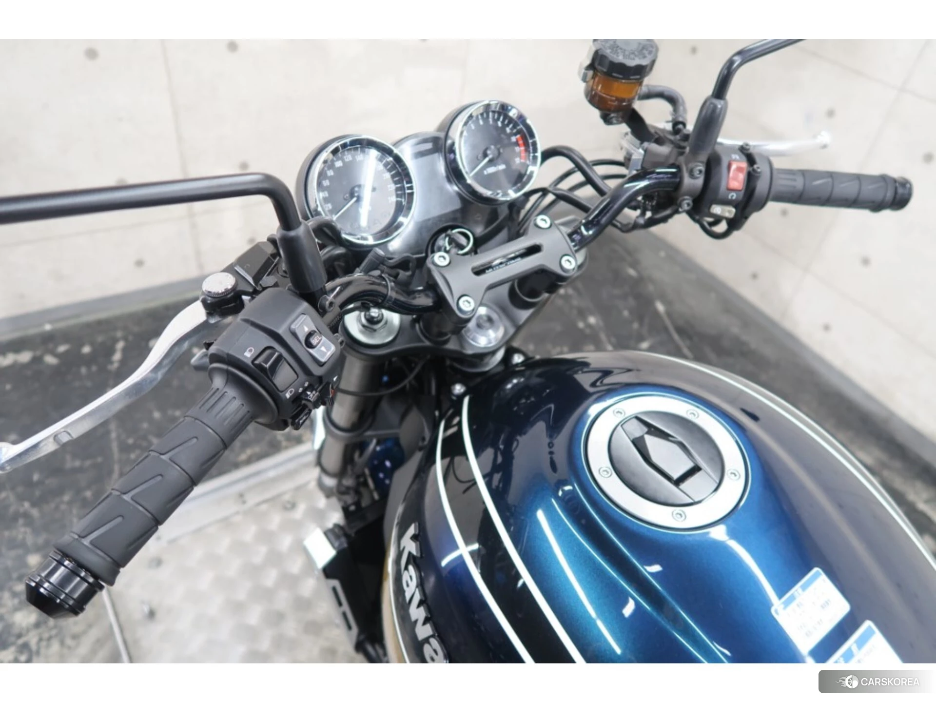 Kawasaki Z900RS id 3950441 из Японии 23