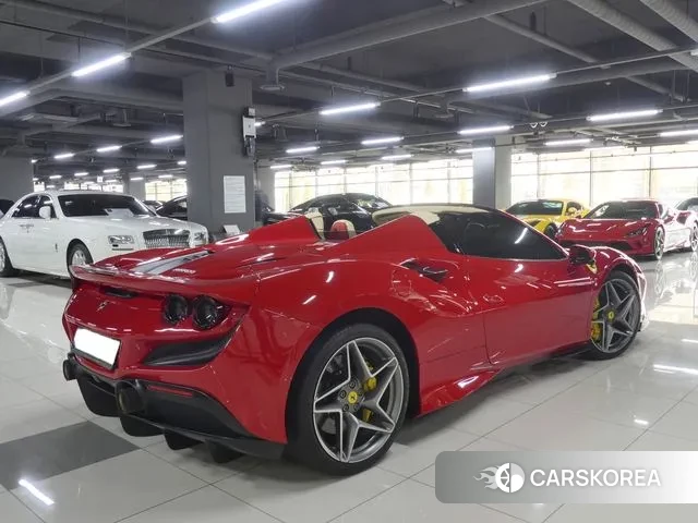 Ferrari F8 Spider id 3600176 из Кореи 13