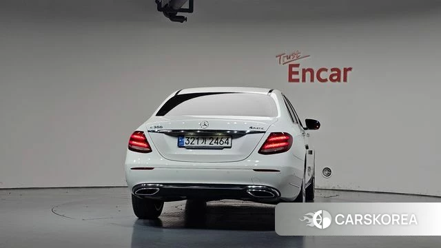 Mercedes-Benz E-Class W213 id 4794153 из Кореи 23
