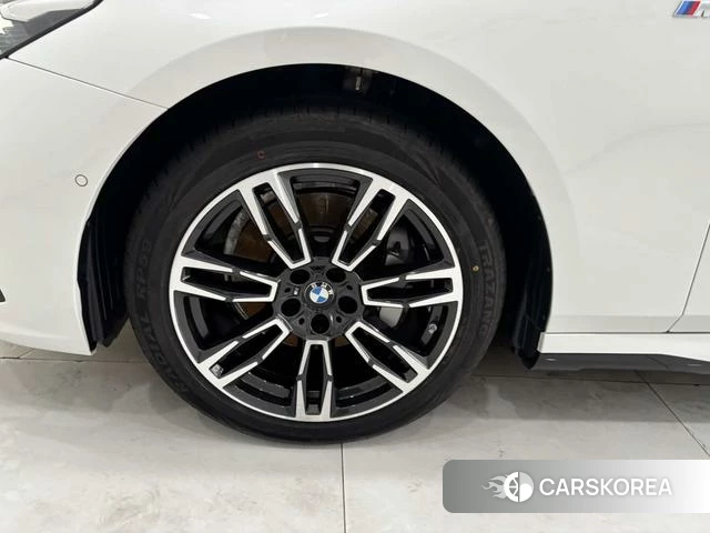 BMW 5 series id 4380442 из Китая 23