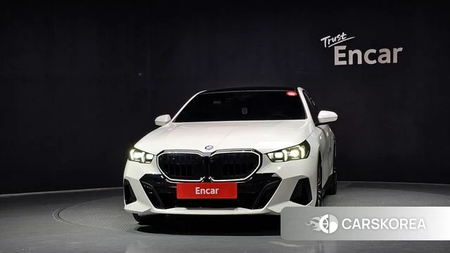 BMW 5 Series (G60) id 4427329 из Кореи 23