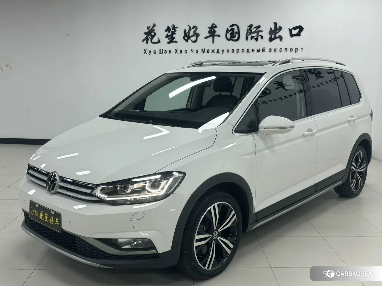 Volkswagen Touran L id 4513593 из Китая 18