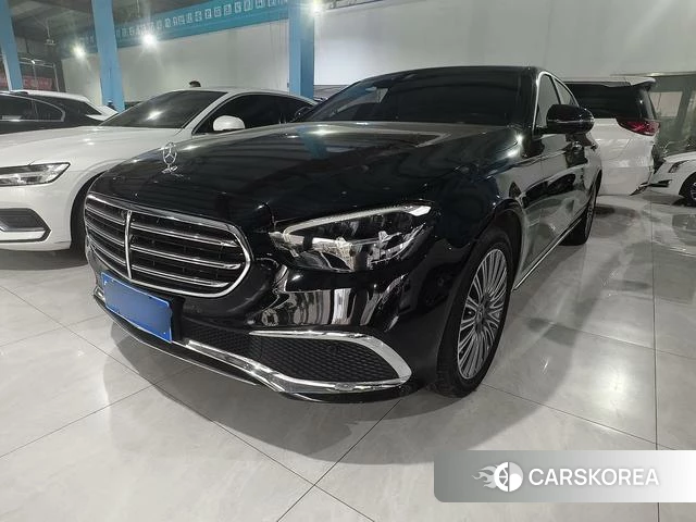 Mercedes-Benz E-class id 4334713 из Китая 9