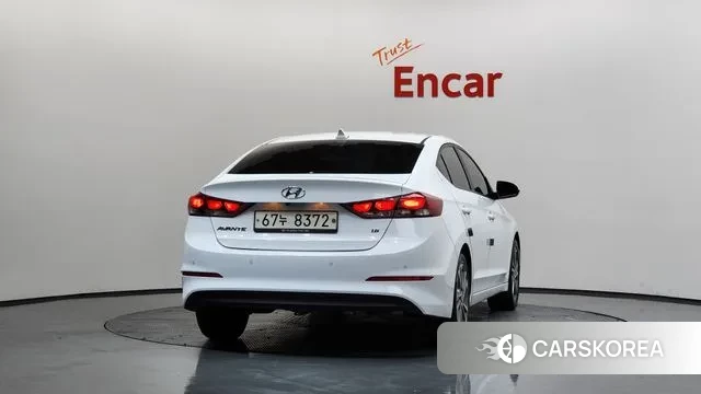 Hyundai Avante AD id 3773029 из Кореи 13