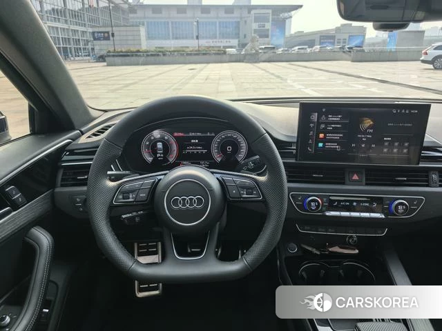 Audi A4L id 4275544 из Китая 10