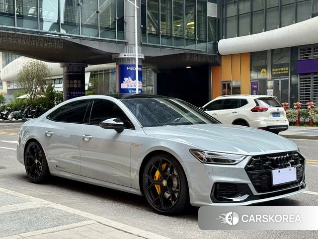 Audi A7L id 4261549 из Китая 22