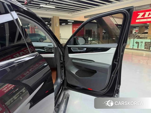 Volkswagen Tourang id 4314168 из Китая 23