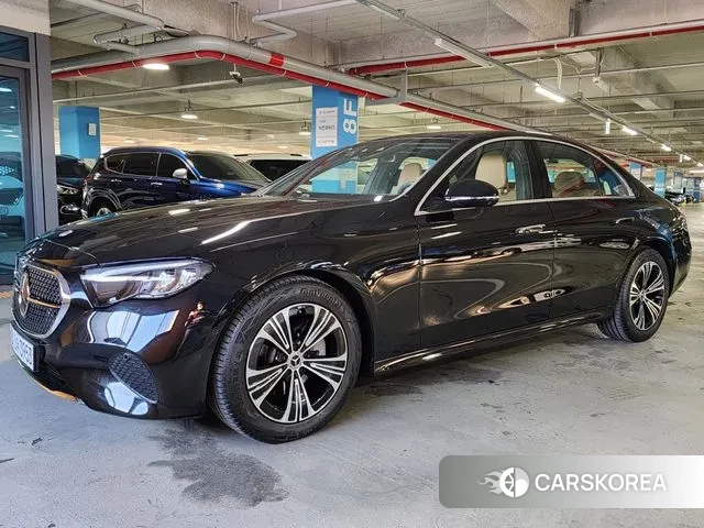 Mercedes-Benz E-Class W214 2025 Черный из Кореи, фото 6