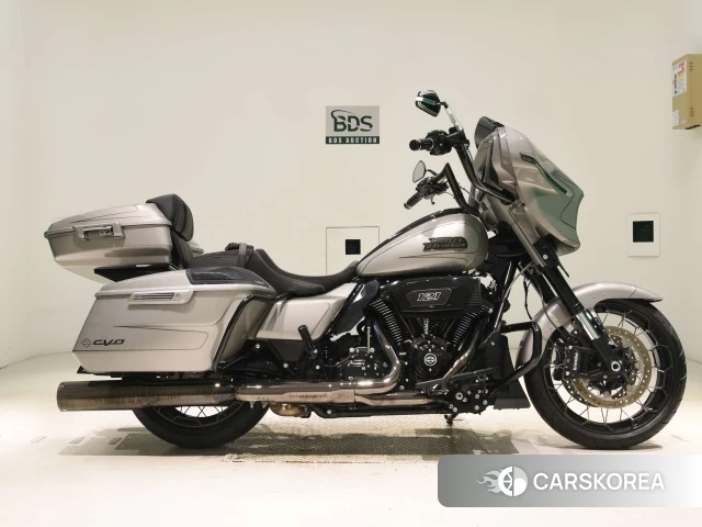 Проданный Harley-Davidson Street Glide FLHXSE1980CVO 2023 из Японии, фото 2