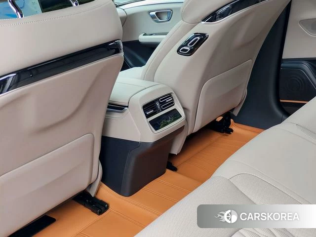 BYD Han DM 2025 Белый из Китая, фото 3
