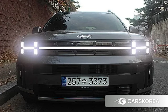 Hyundai Santa Fe (MX5) 2024 Серый из Кореи, фото 3