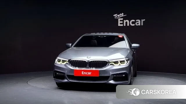 BMW 5 Series (G30) id 3636774 из Кореи 13