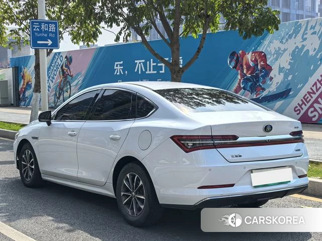 BYD Qin Pro DM 2019 Белый из Китая, фото 3