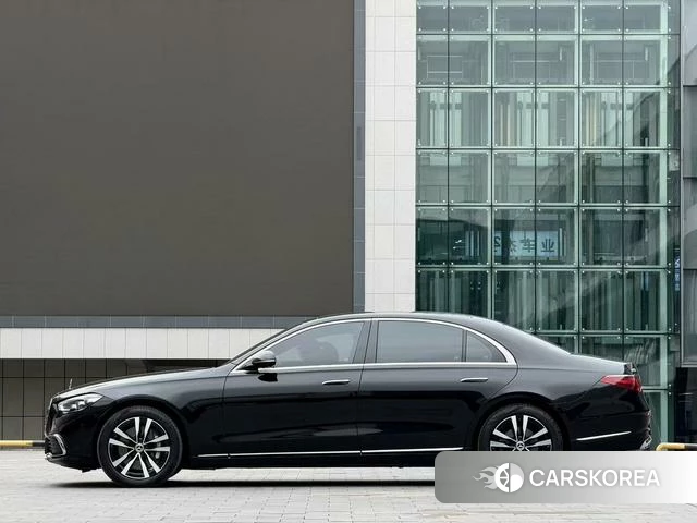 Mercedes-Benz S-class 2021 Черный из Китая, фото 3