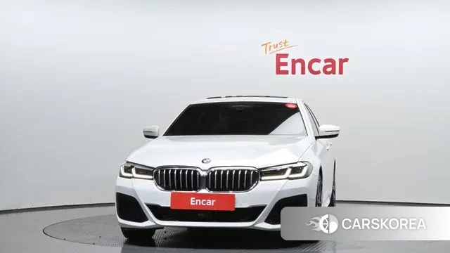 BMW 5 Series (G30) id 3043544 из Кореи 13