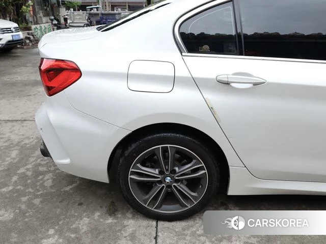 BMW 1 series id 4273446 из Китая 23