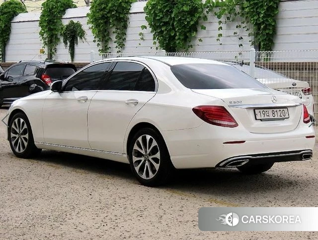 Mercedes-Benz E-Class W213 id 4654799 из Кореи 13