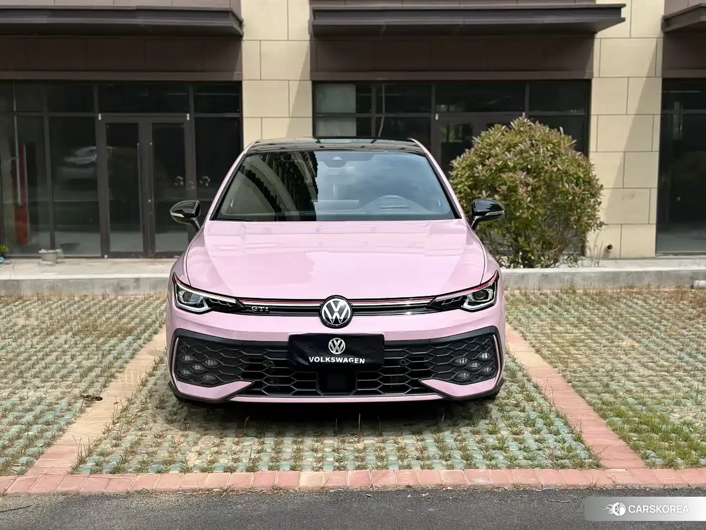 Volkswagen Golf 2025 Red/purple из Китая, фото 3