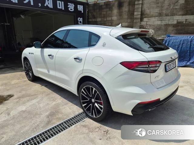 Maserati Levante id 4614940 из Кореи 8
