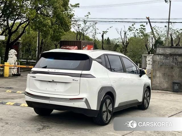 Aian AION Y 2023 Белый из Китая, фото 3