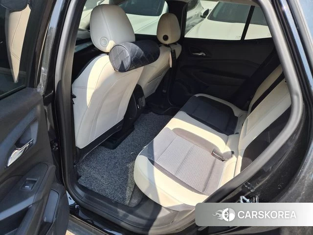 Chevrolet (GM Daewoo) Trax Crossover 2023 Черный из Кореи, фото 3