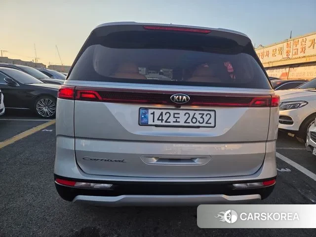 Kia Carnival 4th generation id 3551902 из Кореи 12