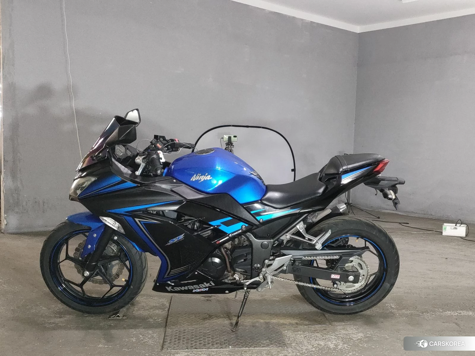 Kawasaki NINJA 250 2015 из Японии, фото 2