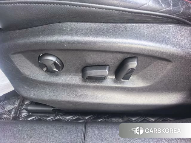Audi Q2L id 4207455 из Китая 9