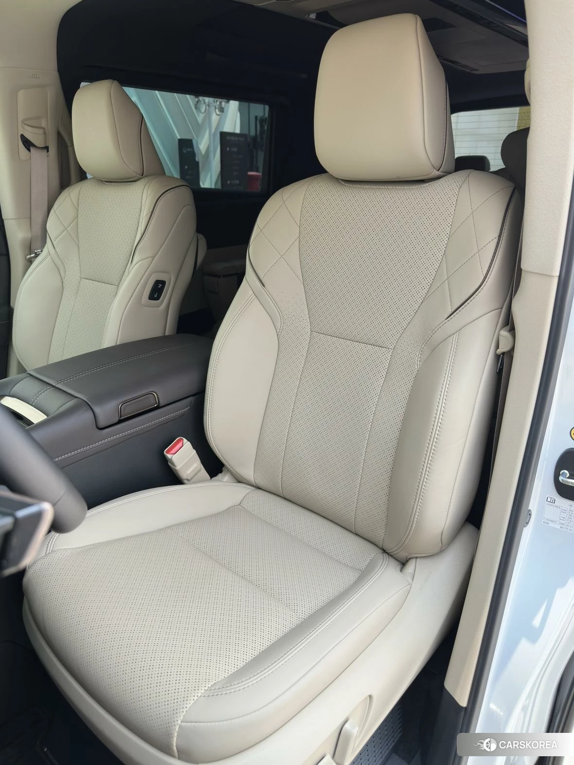 Toyota Vellfire id 4513971 из Китая 21