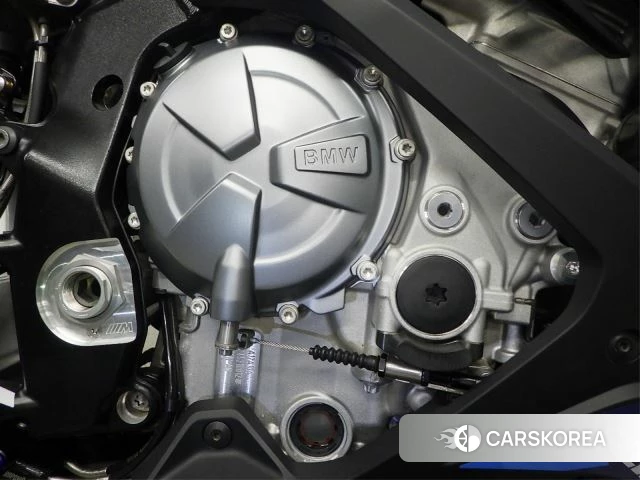 Engine photo