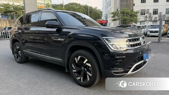 Volkswagen Tourang 2023 Черный из Китая, фото 4