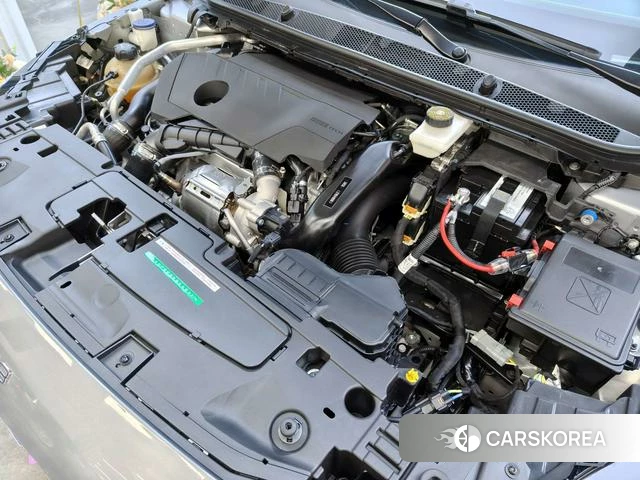 Peugeot 408 2025 Серебристо-серый из Китая, фото 5