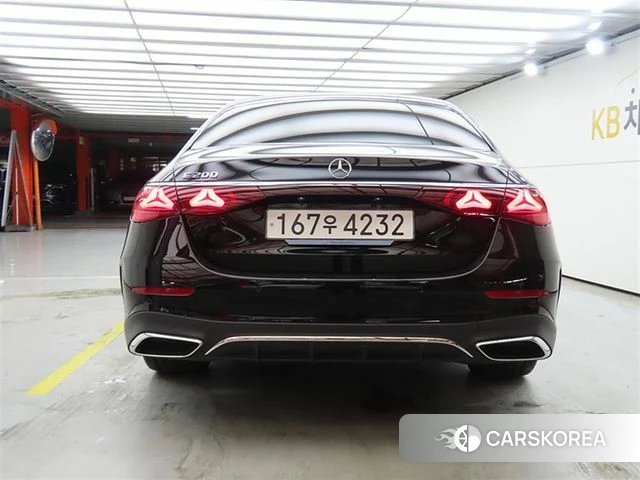 Mercedes-Benz E-Class W214 id 4589813 из Кореи 13