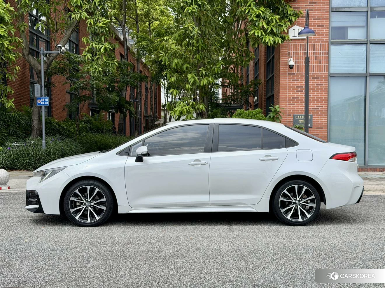Toyota Lei Ling id 4504953 из Китая 8