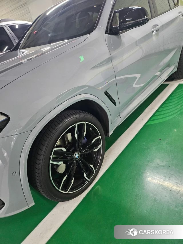 BMW X4 (G02) 2025 Серебристо-серый из Кореи, фото 3