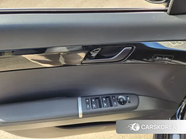 Hyundai Grandeur Hybrid (GN7) 2025 Черный из Кореи, фото 6