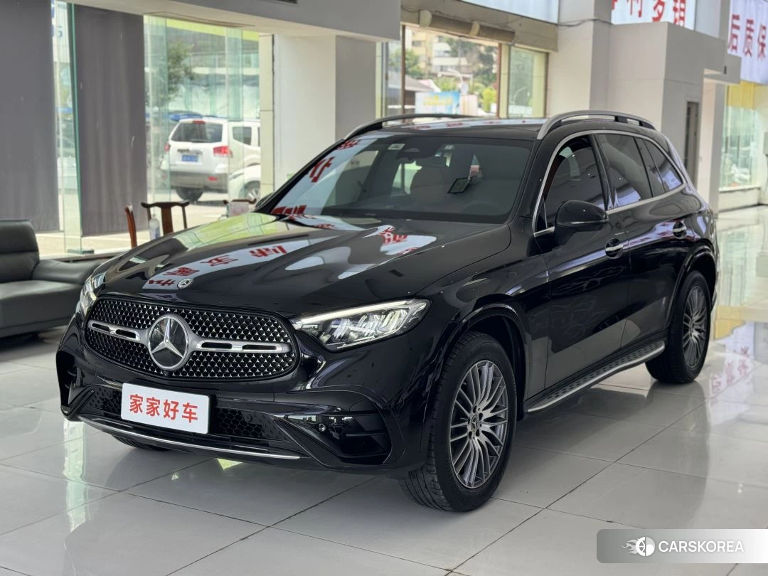 Mercedes-Benz GLC 2023 Черный из Китая, фото 4