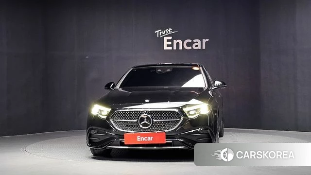 Mercedes-Benz E-Class W214 id 4686924 из Кореи 23